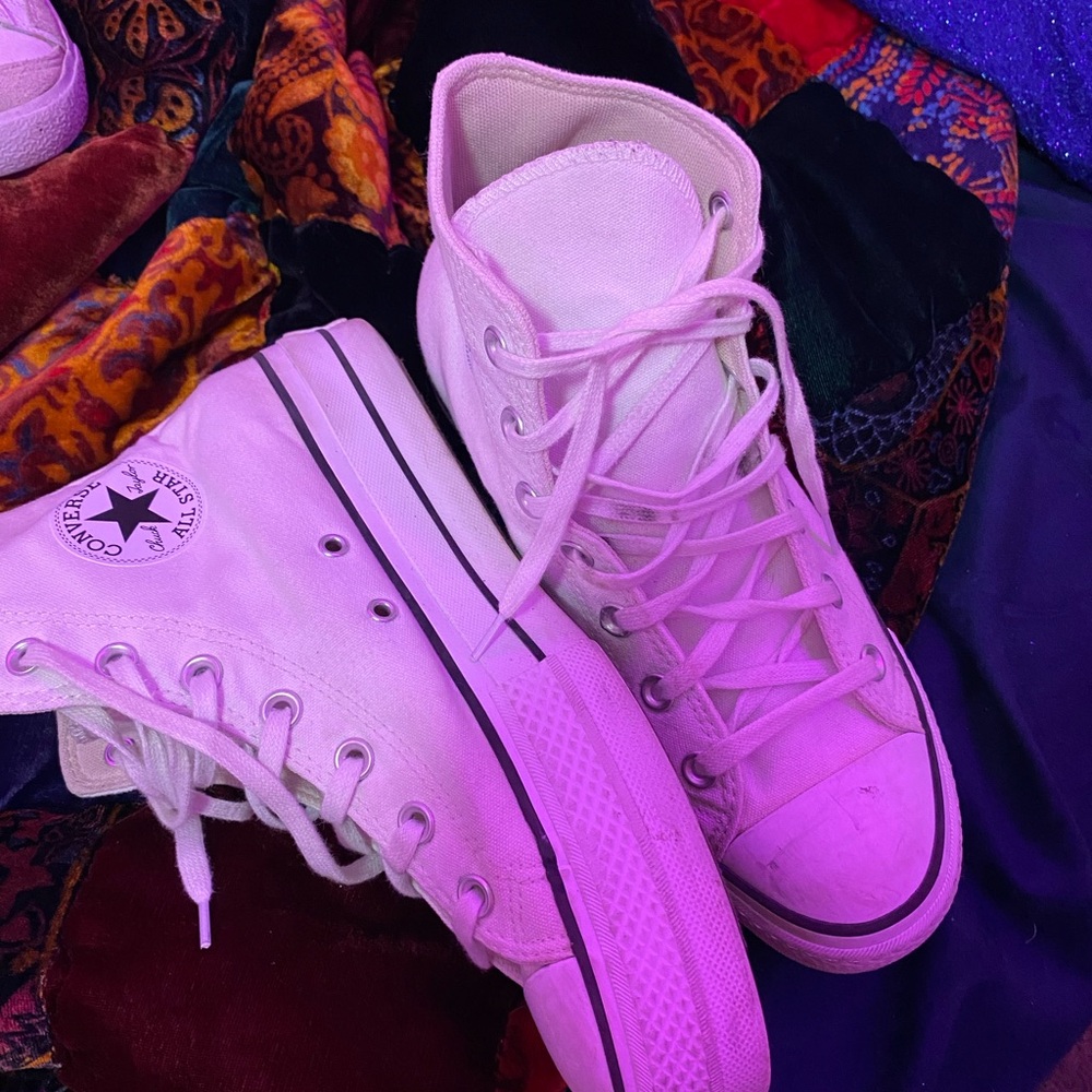 Converse Women's High-Top Sneakers - White and Black